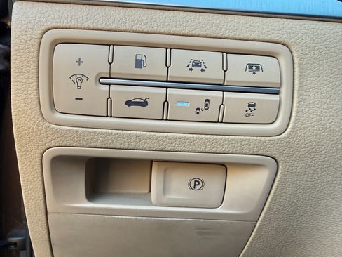 Used 2017 Genesis G80 3.8 w/ Option Group 02 image 12