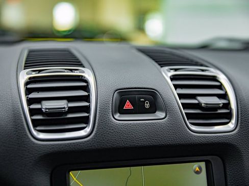 Used 2014 Porsche Cayman S image 18