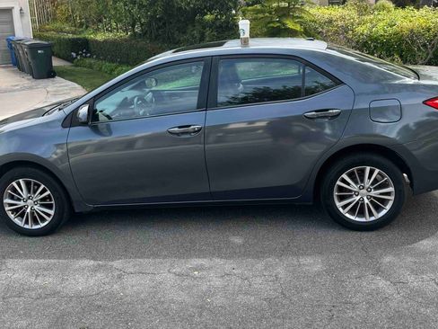 Used 2014 Toyota Corolla LE Premium w/ Driver Convenience Package FWD image 1