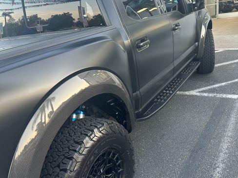 Used 2017 Ford F150 Raptor w/ Equipment Group 802A Luxury image 9