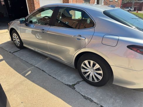Used 2024 Toyota Camry LE image 11