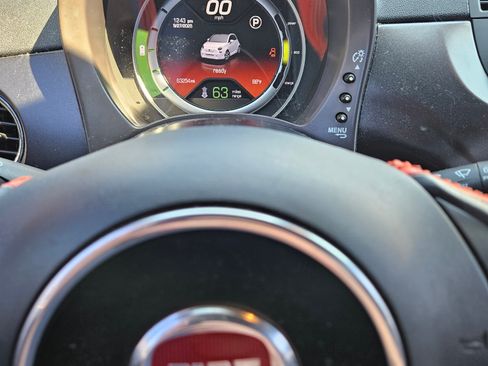 Used 2014 FIAT 500 e w/ Esport Package image 12