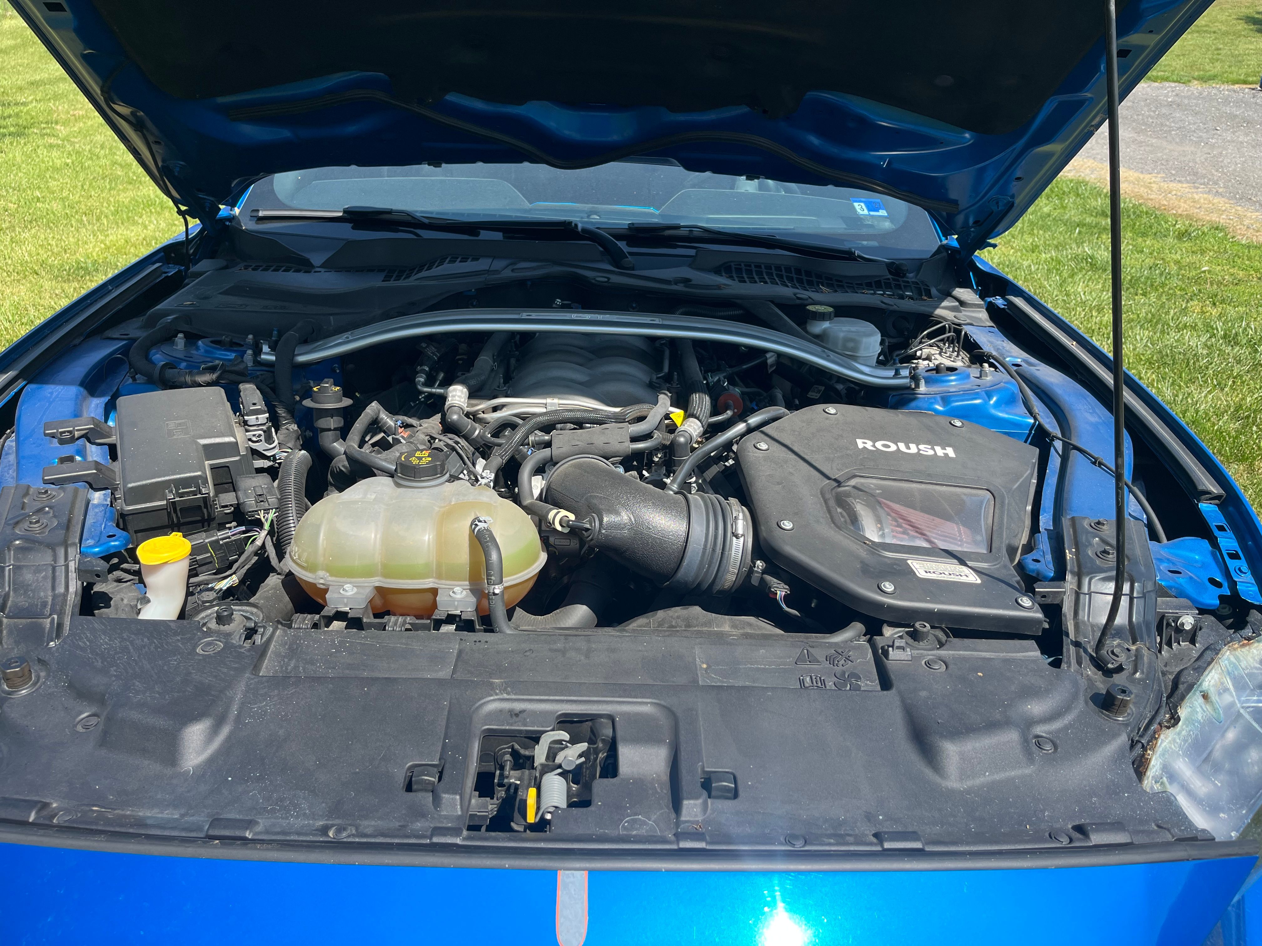 Used 2019 Ford Mustang GT Premium w/ GT Performance Package RWD image 16