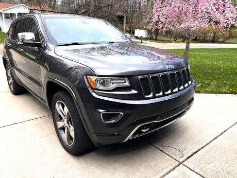 Used 2015 Jeep Grand Cherokee Overland image 1
