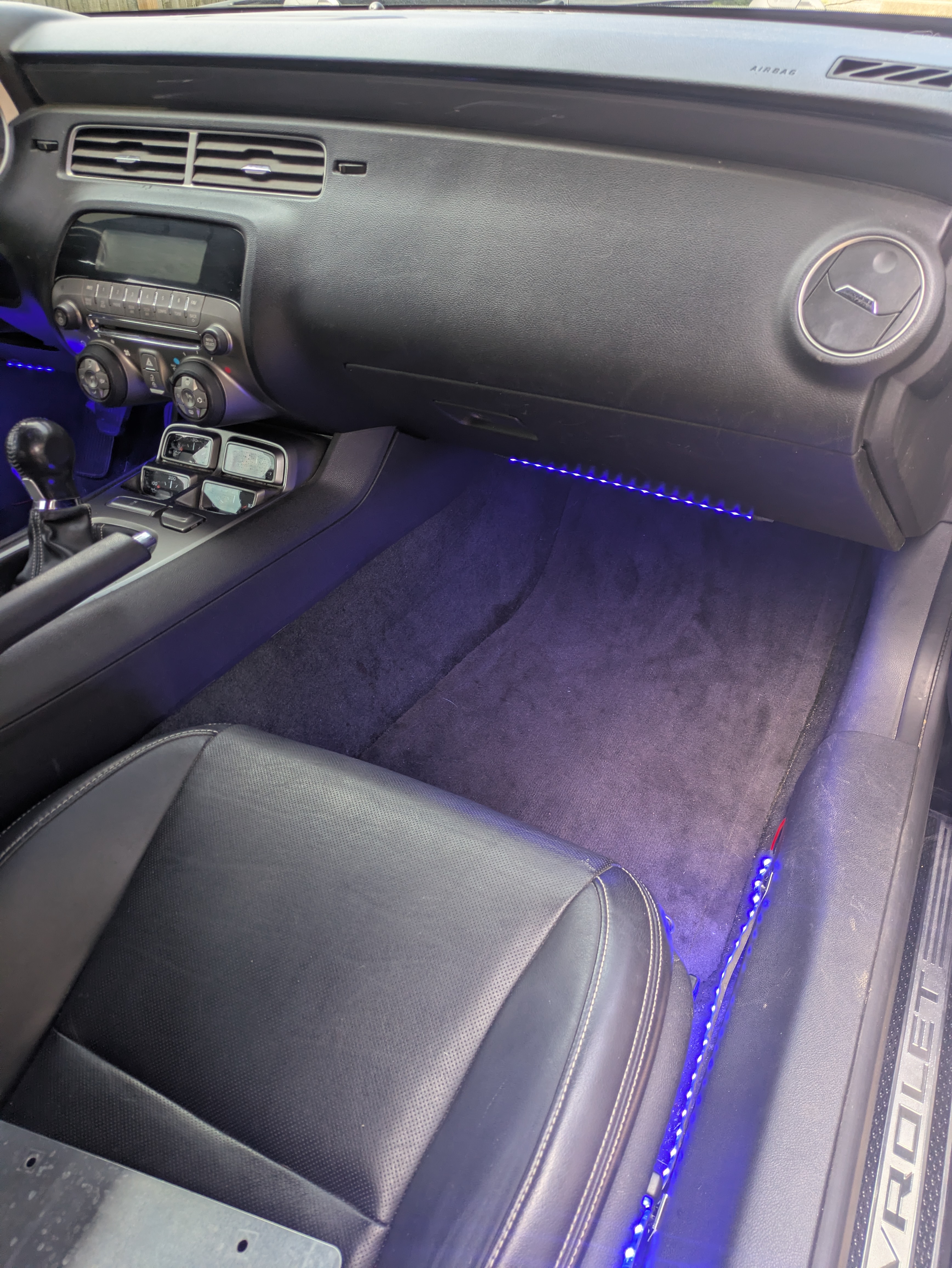 Used 2010 Chevrolet Camaro SS w/ LPO, Ground Effects Package RWD image 13