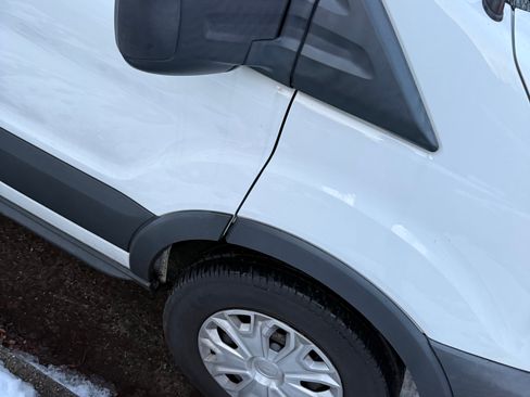 Used 2018 Ford Transit 250 148 Medium Roof image 5