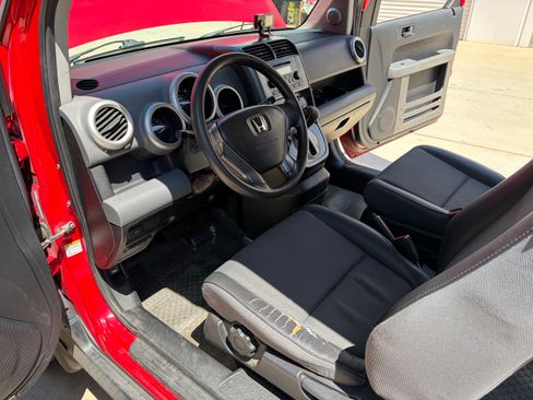 Used 2005 Honda Element EX image 11
