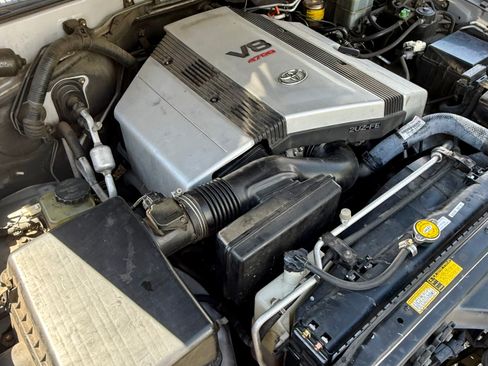 Used 2000 Toyota Land Cruiser AWD/4WD image 21