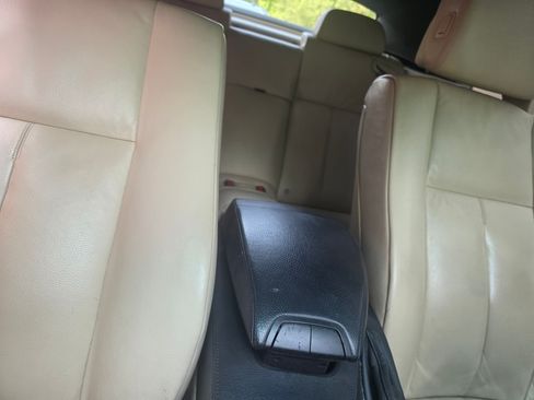 Used 2010 BMW 650i Convertible RWD image 8