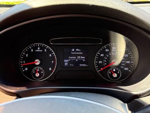 Used 2020 Kia Sorento LX image 15