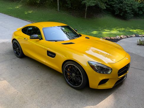 Used 2016 Mercedes-Benz AMG GT S image 4