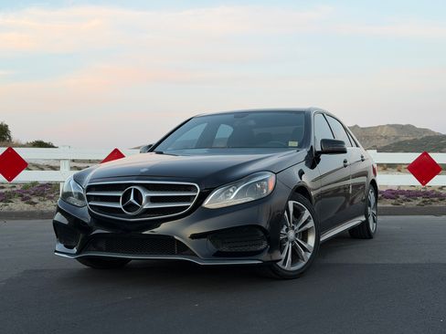 Used 2014 Mercedes-Benz E 350 Sedan image 1