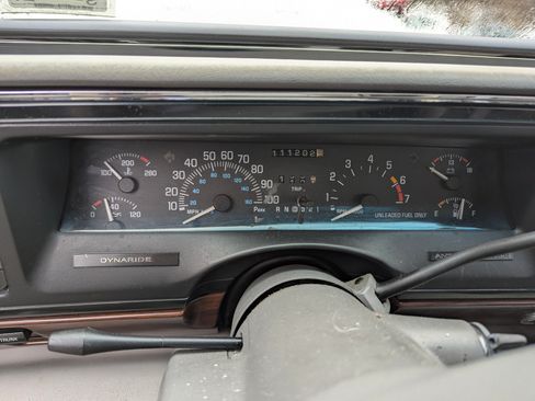 Used 1999 Buick Le Sabre Custom w/ Headliner Lighting Pkg image 9