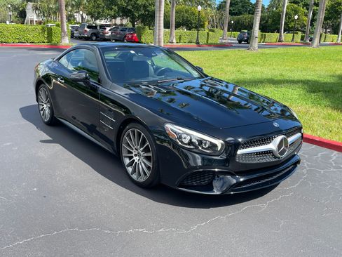 Used 2018 Mercedes-Benz SL 450 image 4