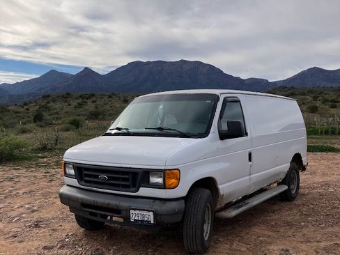 Used 2007 Ford E-250 and Econoline 250 image 16