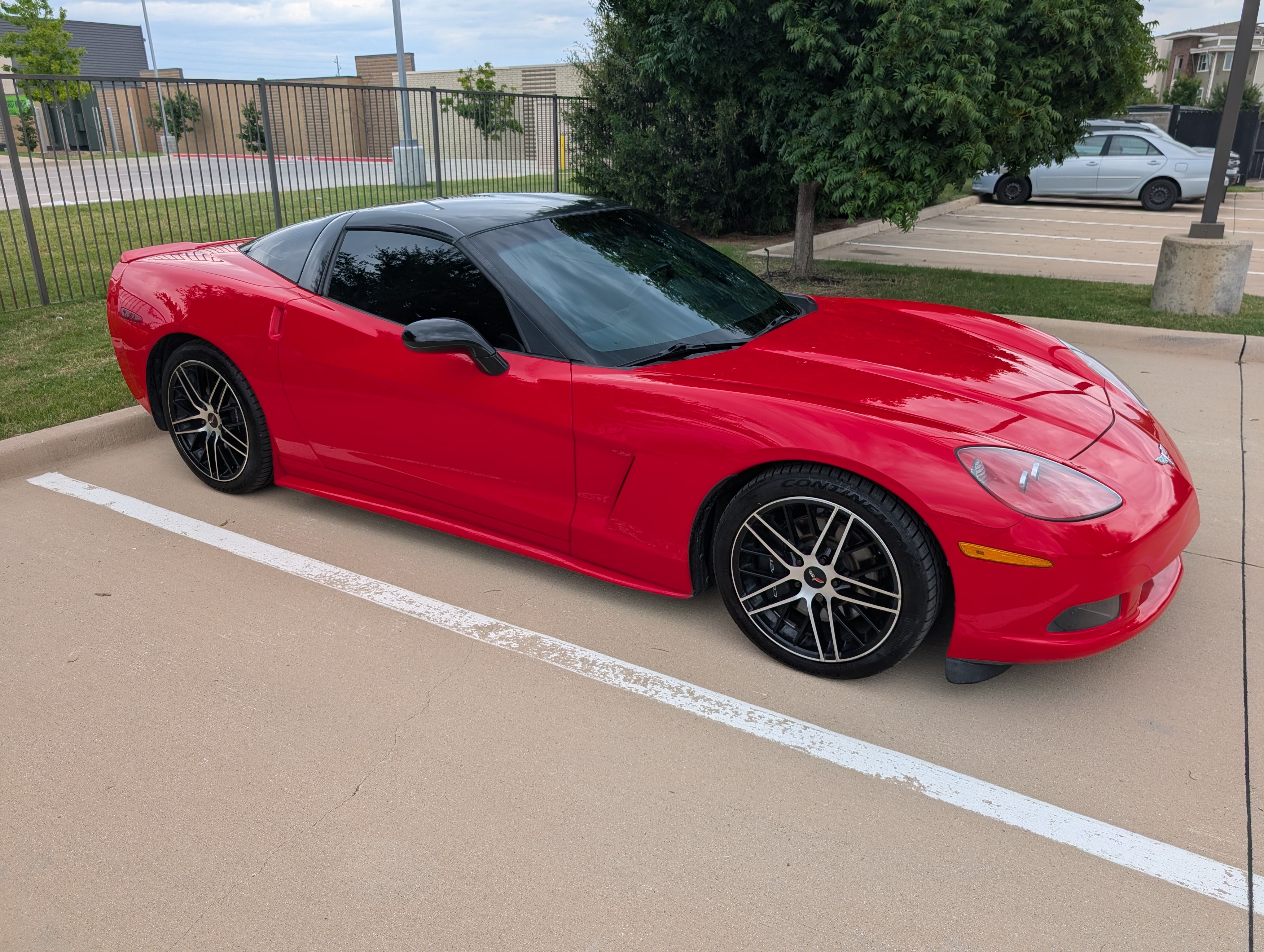 Used 2012 Chevrolet Corvette Coupe RWD image 2