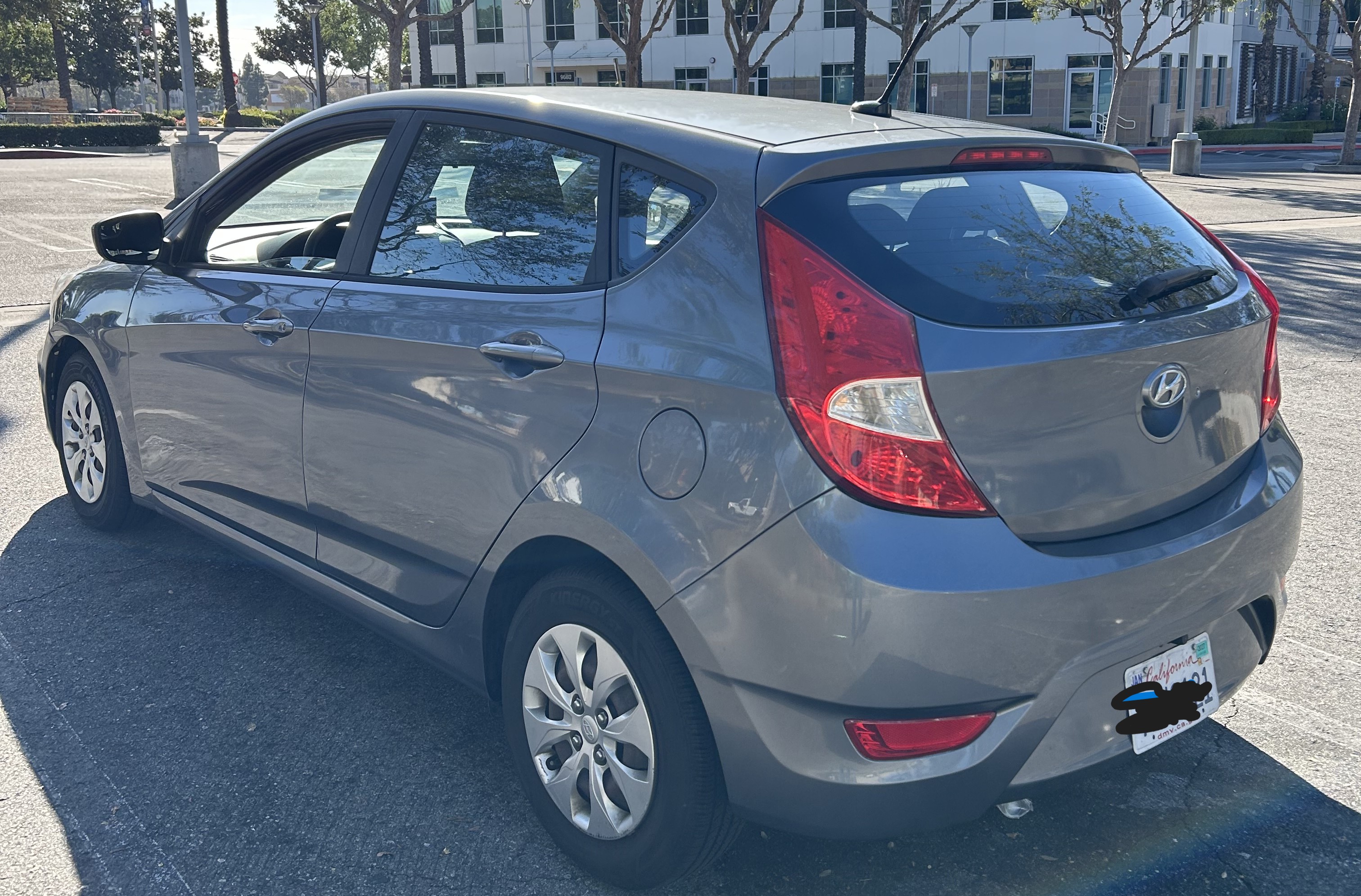 Used 2016 Hyundai Accent SE FWD image 14
