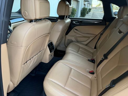 Used 2017 Porsche Macan S image 14