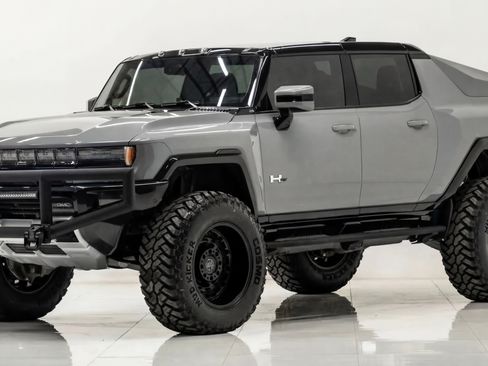 Used 2024 GMC Hummer EV 2X AWD/4WD image 6