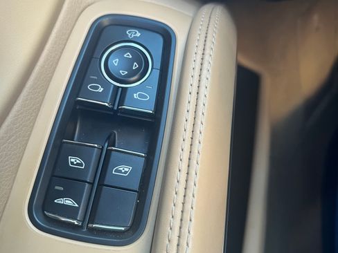 Used 2014 Porsche 911 Carrera image 23