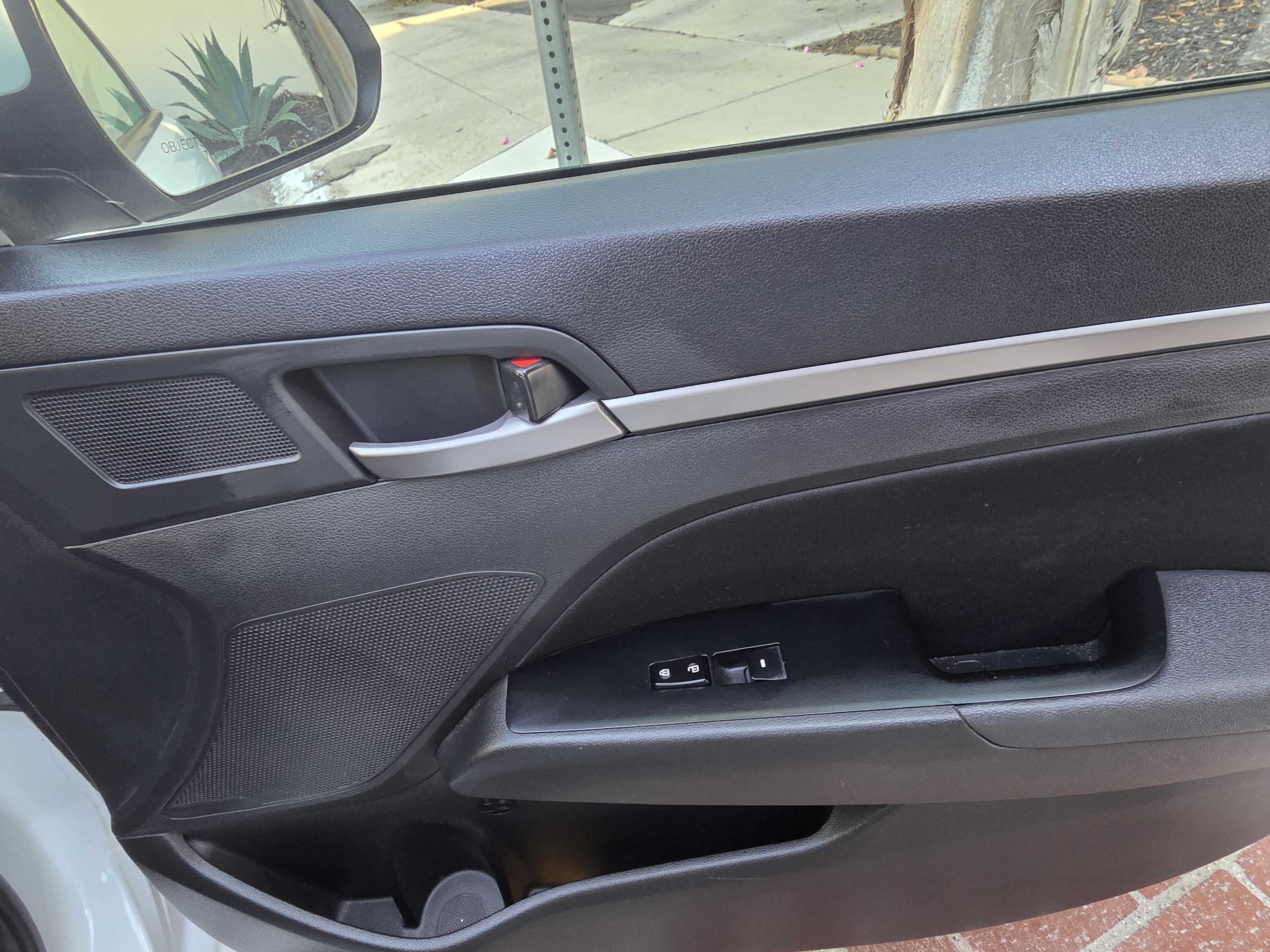Used 2017 Hyundai Elantra Value Edition FWD image 31