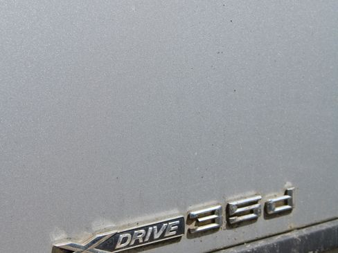 Used 2009 BMW X5 xDrive35d AWD/4WD image 16
