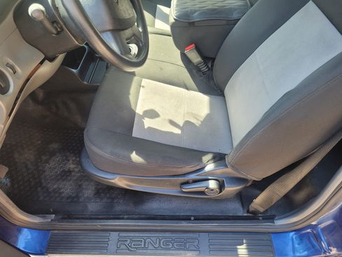 Used 2011 Ford Ranger XL image 17