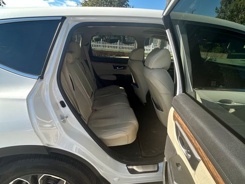 Used 2021 Honda CR-V EX image 11