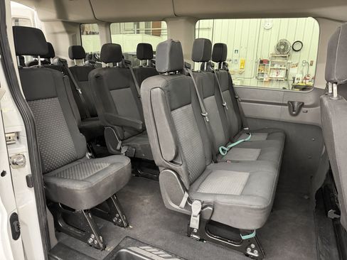 Used 2021 Ford Transit 350 XLT image 8