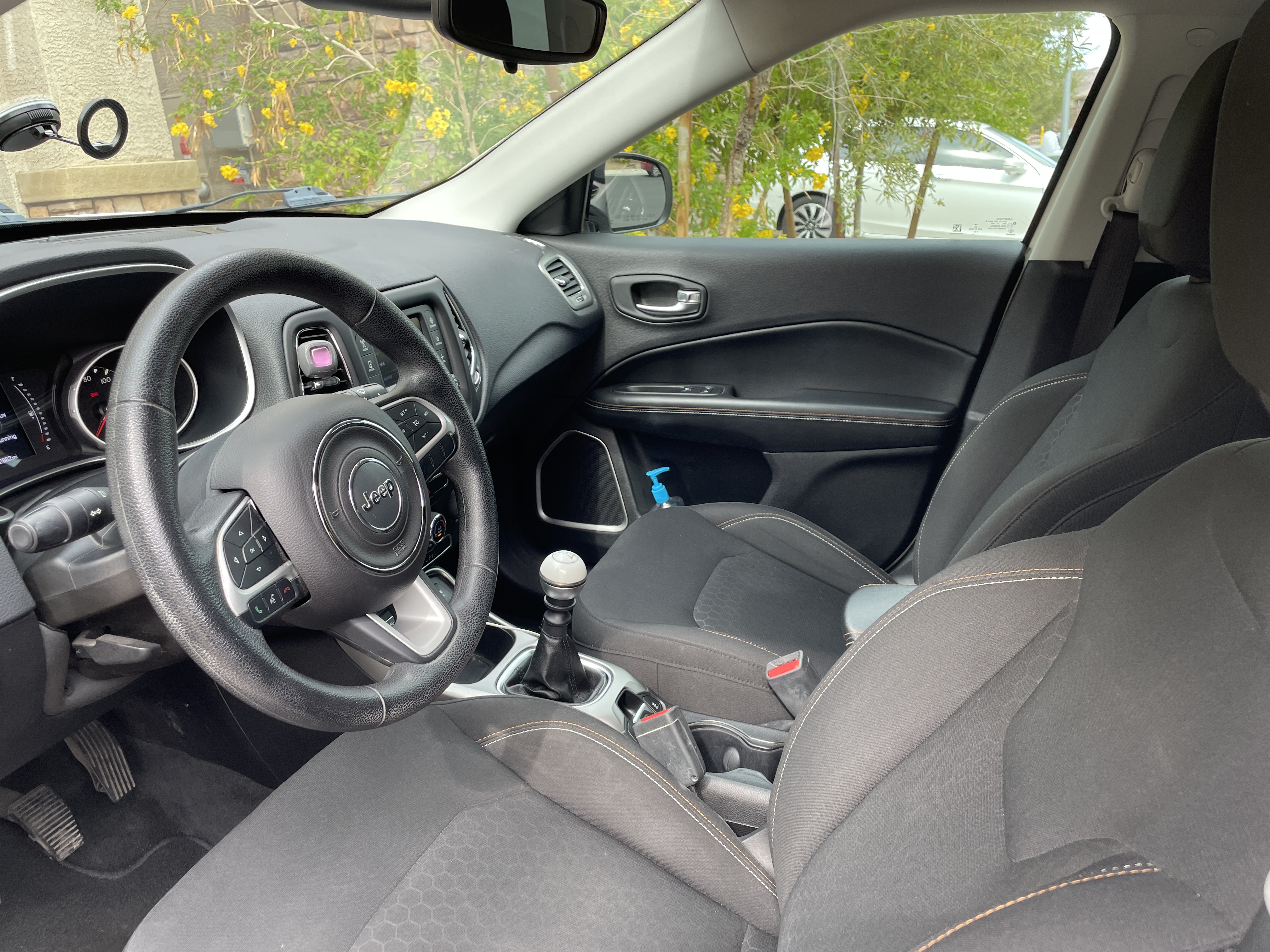 Used 2018 Jeep Compass Sport FWD image 18