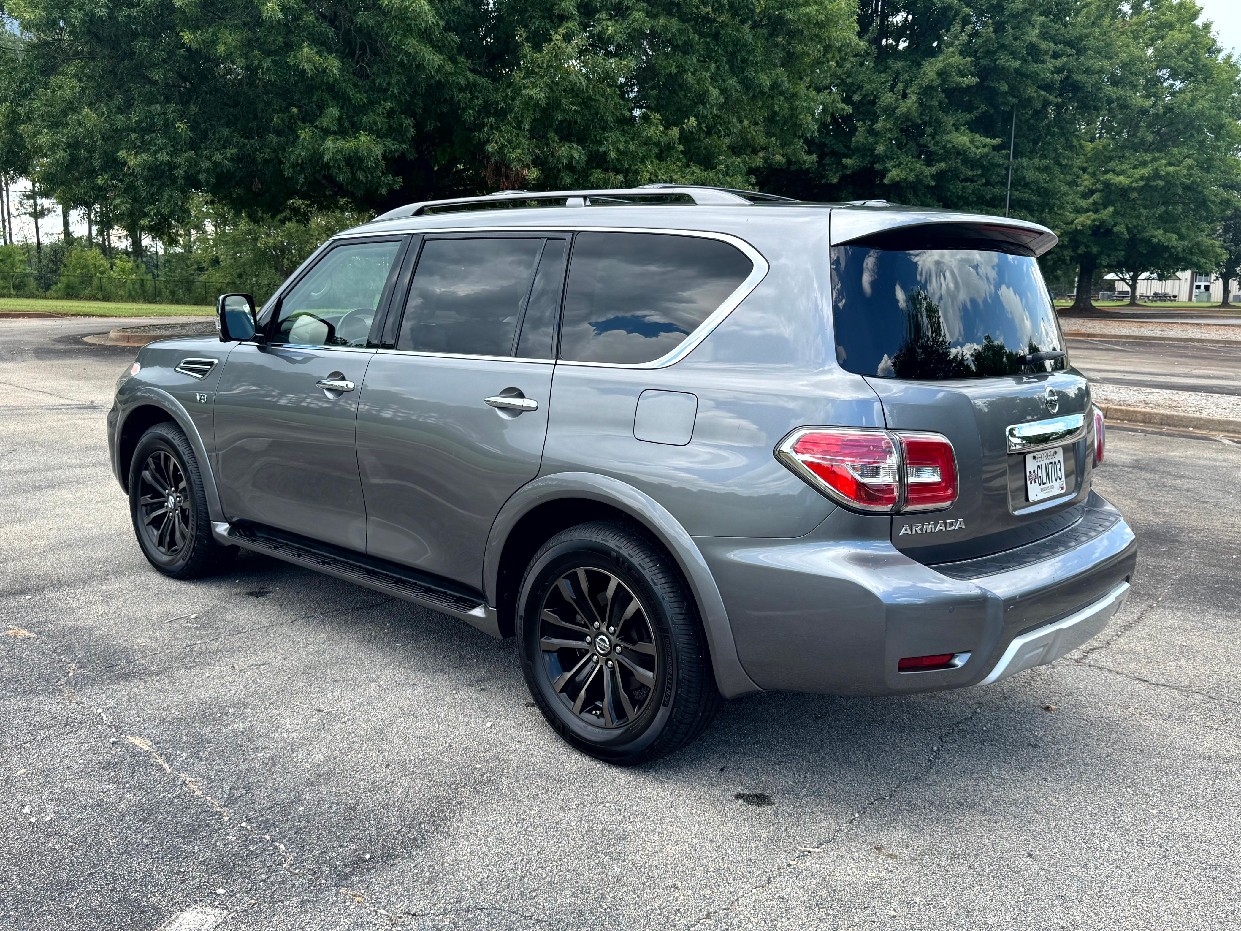 Used 2017 Nissan Armada Platinum w/ Captain Seat Package AWD/4WD image 4
