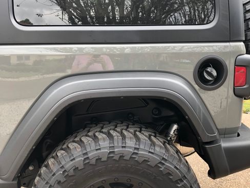 Used 2022 Jeep Wrangler Sport AWD/4WD image 23