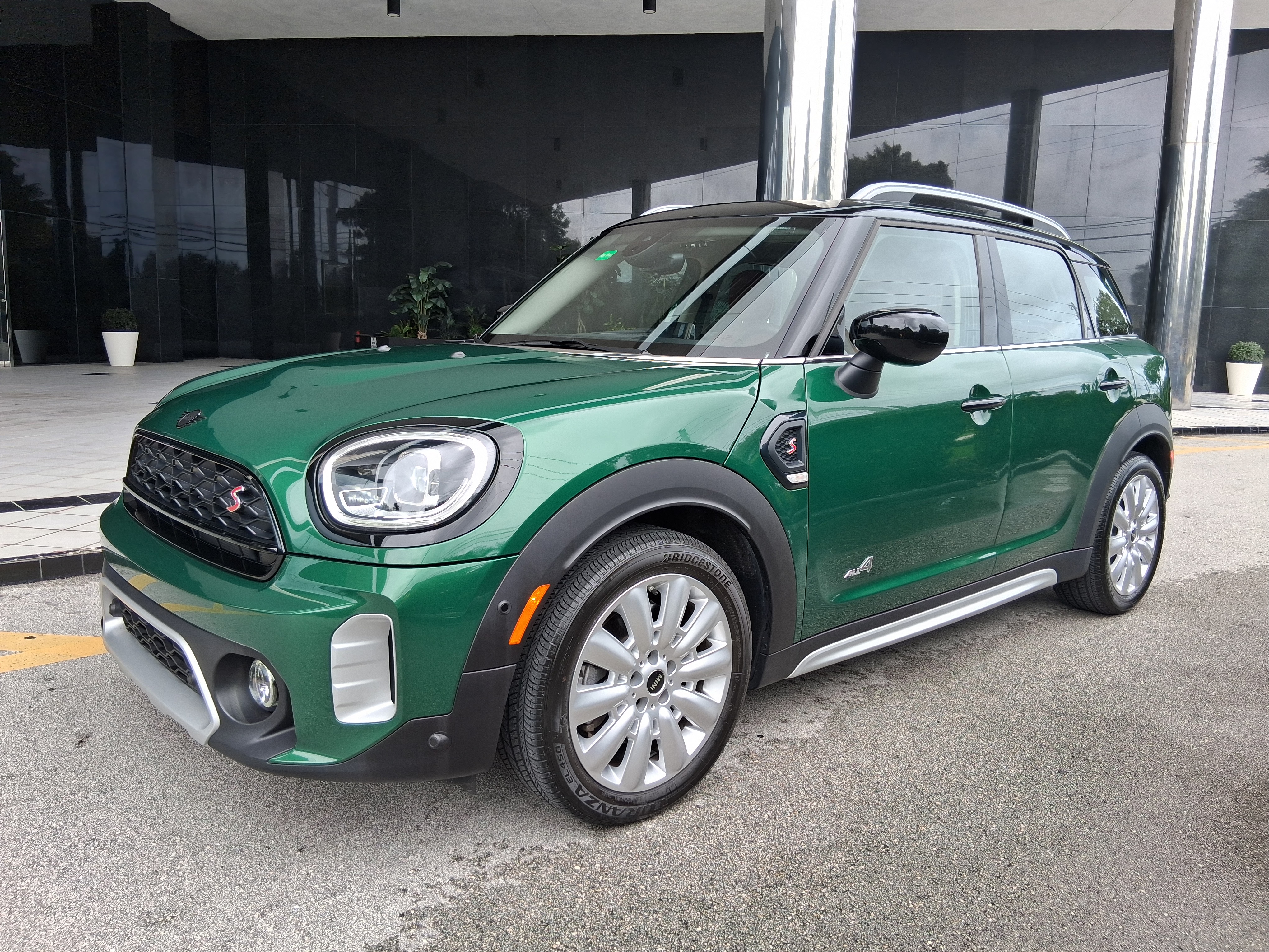 Used 2022 MINI Cooper Countryman S AWD/4WD image 1