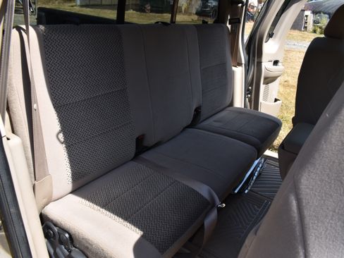 Used 2003 Ford F150 XLT RWD image 12