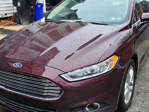 Used 2013 Ford Fusion SE image 1