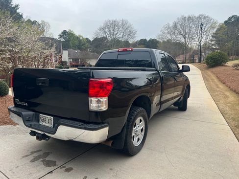 Used 2011 Toyota Tundra 2WD Double Cab w/ SR5 Pkg image 5
