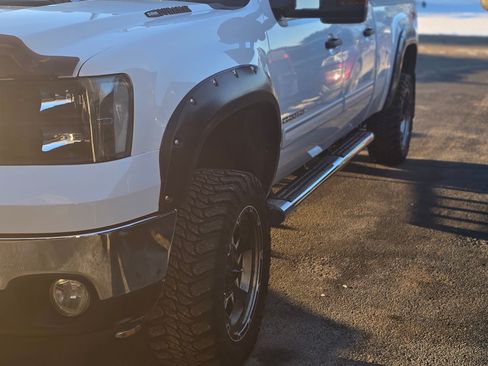 Used 2013 GMC Sierra 2500 SLE w/ SLE Preferred Package image 4