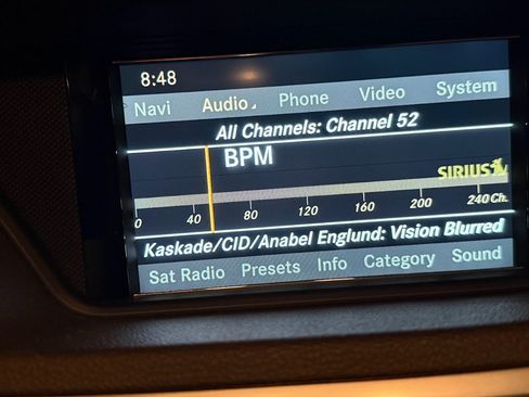 Used 2011 Mercedes-Benz E 350 E 350 4MATIC Sedan 4D image 9