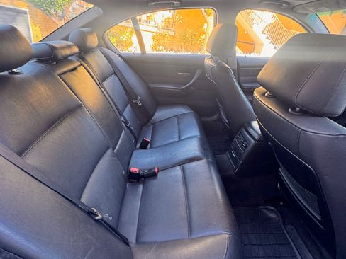 Used 2006 BMW 325i 325i Sedan 4D image 8