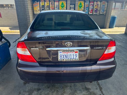 Used 2002 Toyota Camry SE FWD image 8