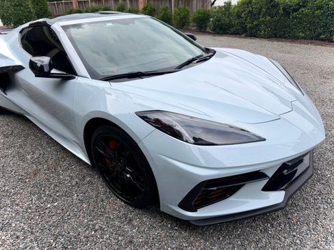 Used 2023 Chevrolet Corvette Stingray Preferred Cpe w/ Z51 Performance Package RWD image 20