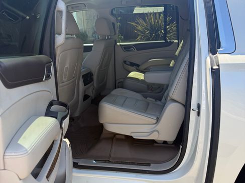 Used 2015 GMC Yukon XL Denali AWD/4WD image 10