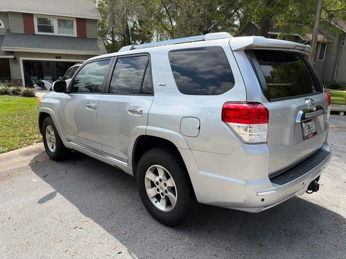 Used 2012 Toyota 4Runner SR5 w/ Convenience Pkg image 6