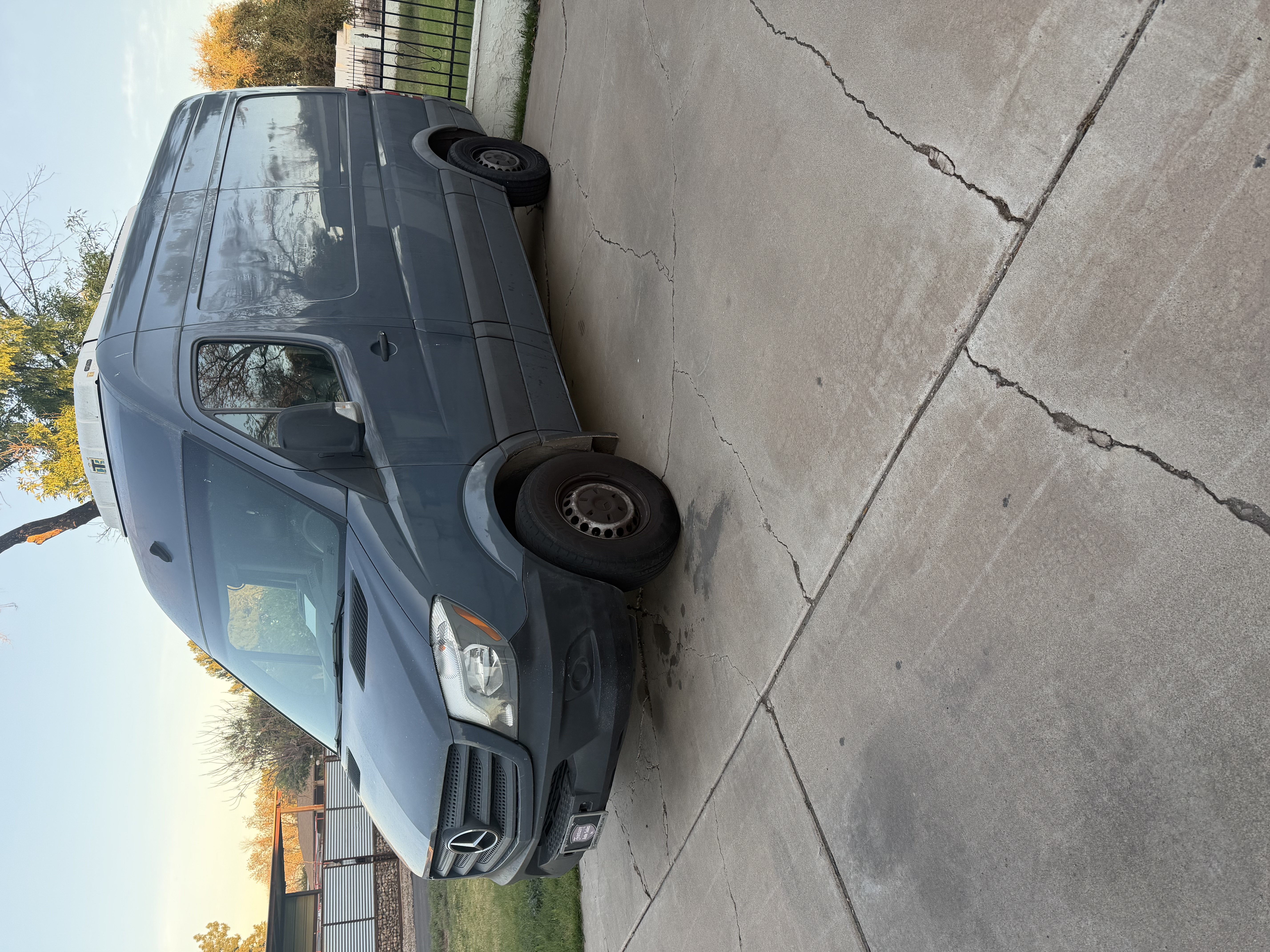 Used 2018 Mercedes-Benz Sprinter 2500 image 2