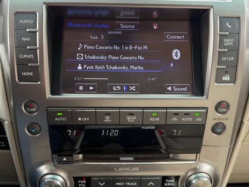 Used 2014 Lexus GX 460 w/ Premium Package image 30