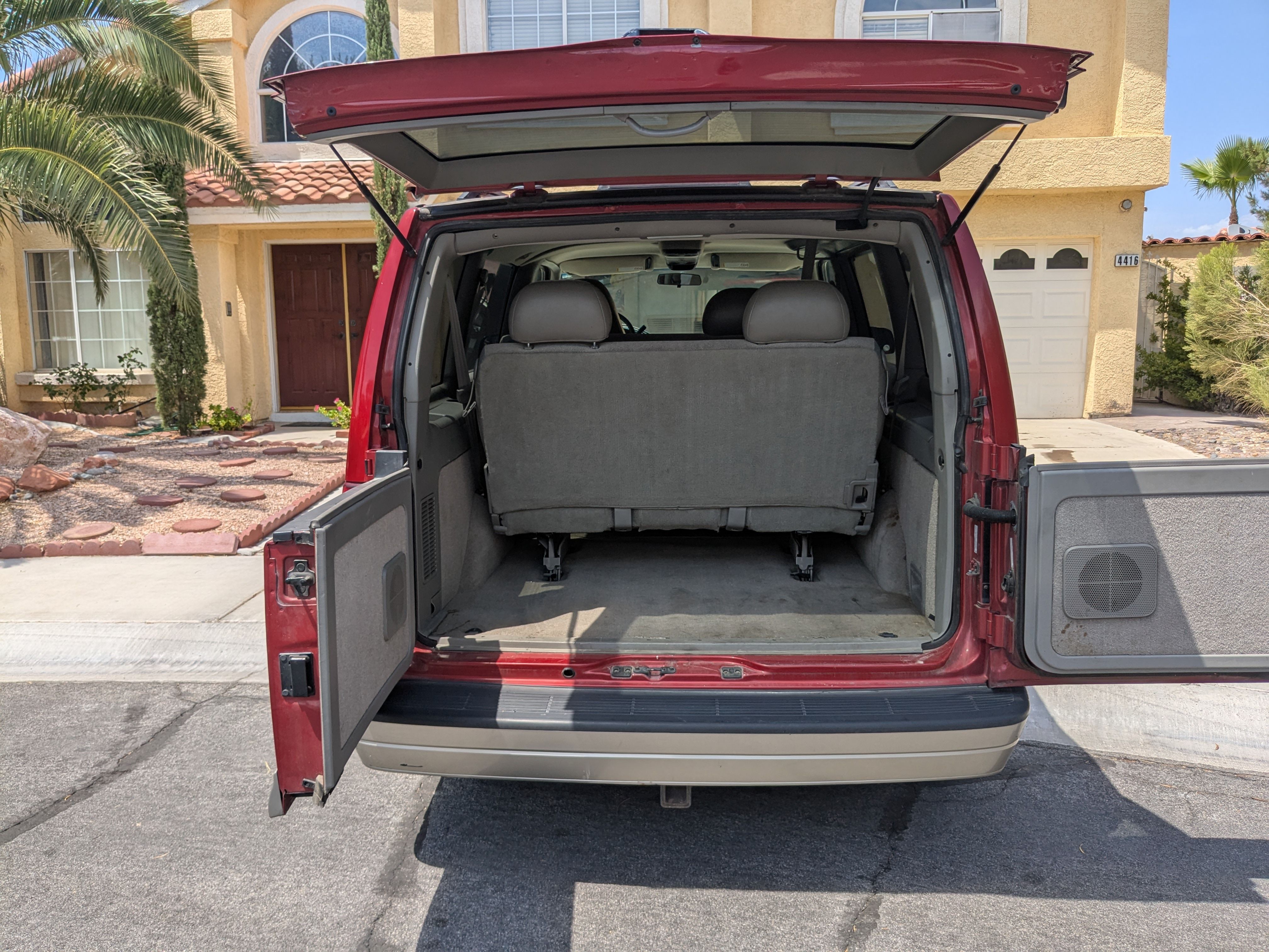 Used 2001 Chevrolet Astro Passenger RWD image 6