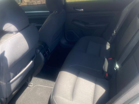 Used 2020 Nissan Altima 2.5 SV image 9