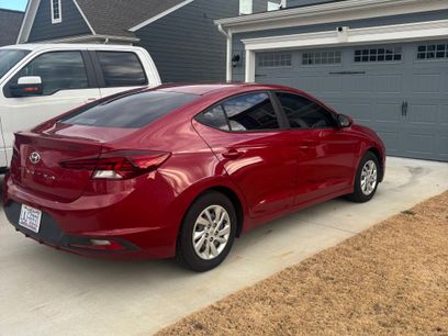 Used 2019 Hyundai Elantra SE