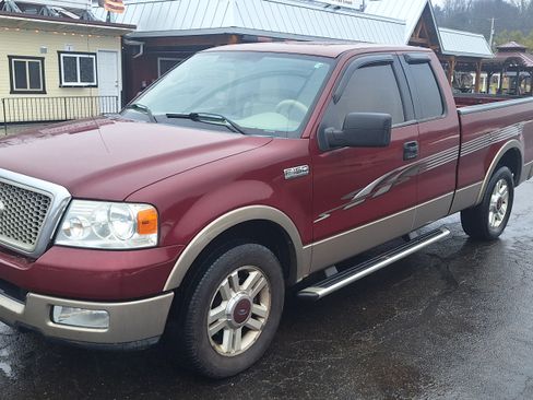 Used 2004 Ford F150 Lariat image 1