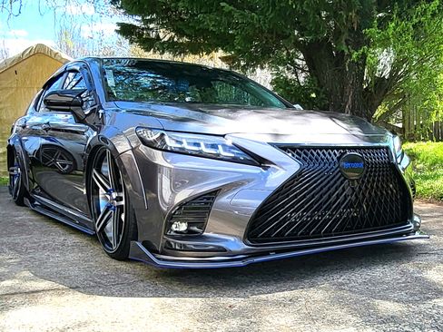 Used 2020 Toyota Camry SE image 5